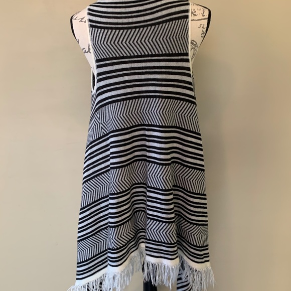 Black and White Striped BCBGeneration Sweater Vest - Picture 2 of 5